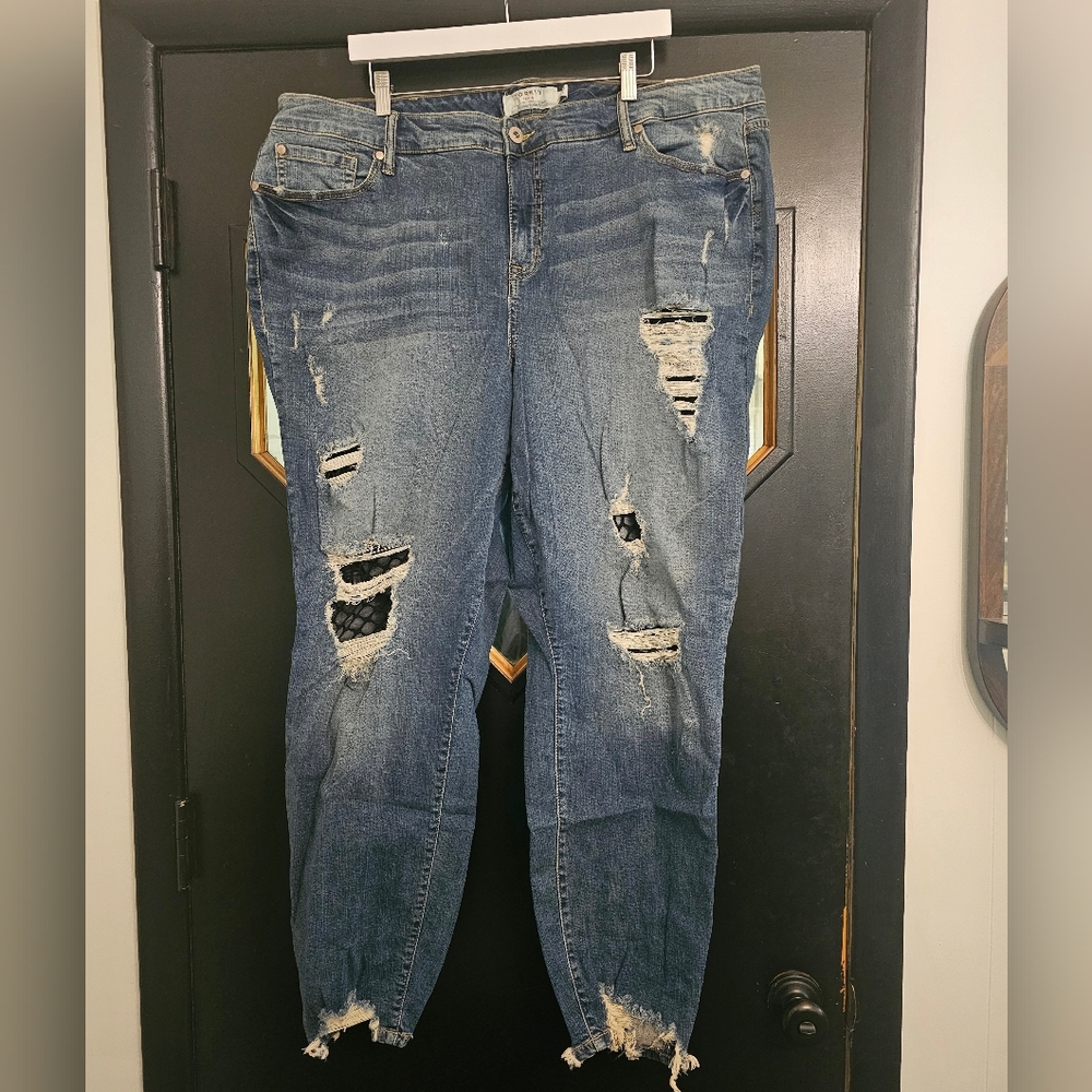 Torrid Distressed Jeans - Fishnet Underlay - Size 24 X Tall NWT